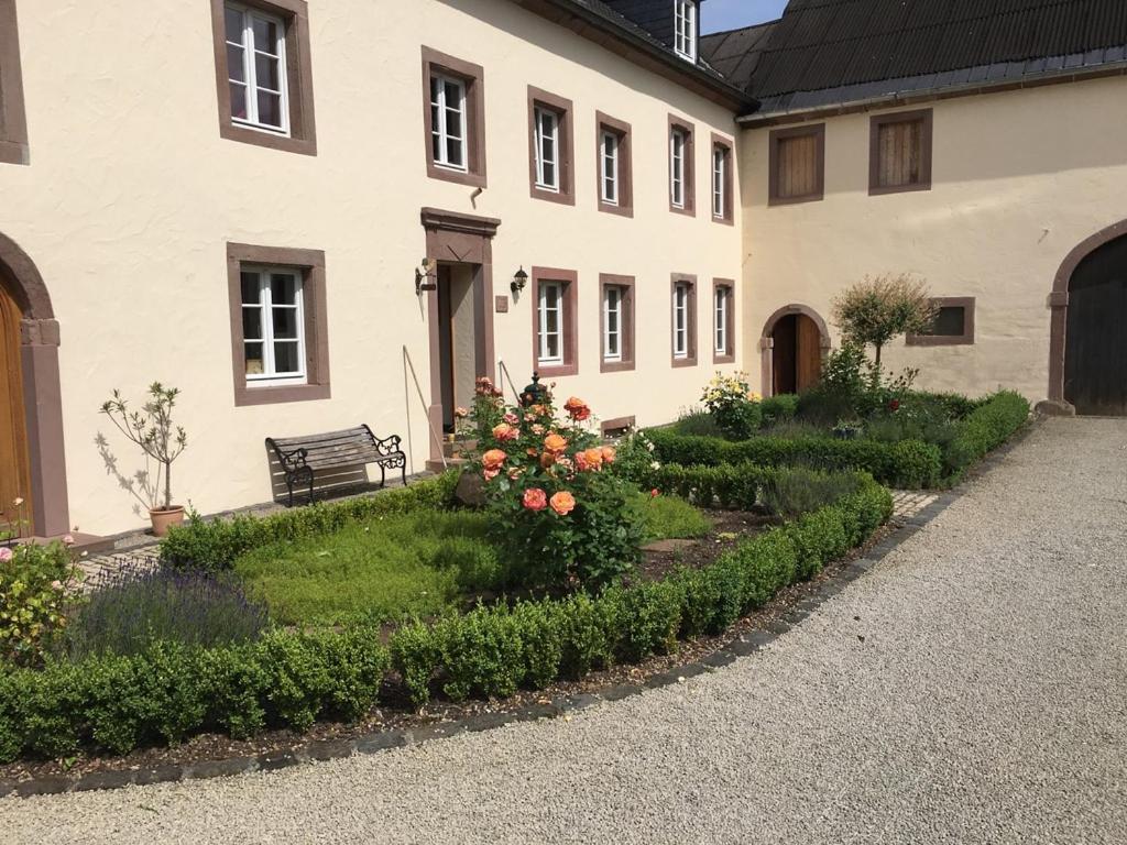 Ferienwohnung In Historischem Bauernhaus In Der Eifel Mettendorf Extérieur photo